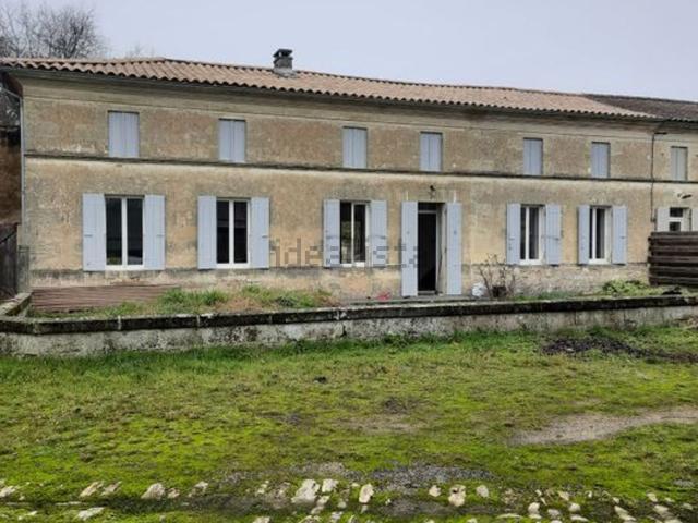 Maison location à Bret, Générac