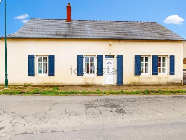 Maison vente à La Grenouille, Germigny-l'Exempt