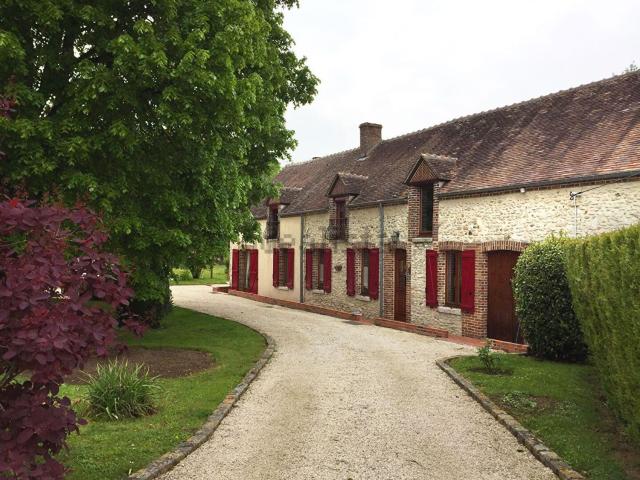 Maison vente à Corquilleroy, Loiret