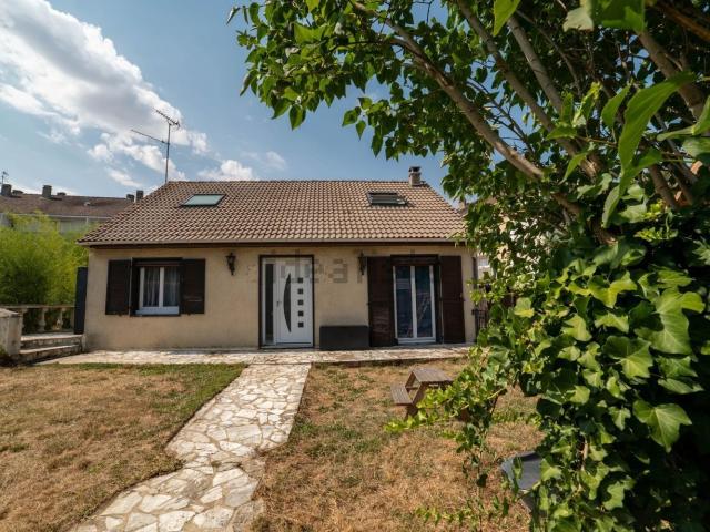 Maison vente à Parc d'Activités du Mont de Magny, Gisors