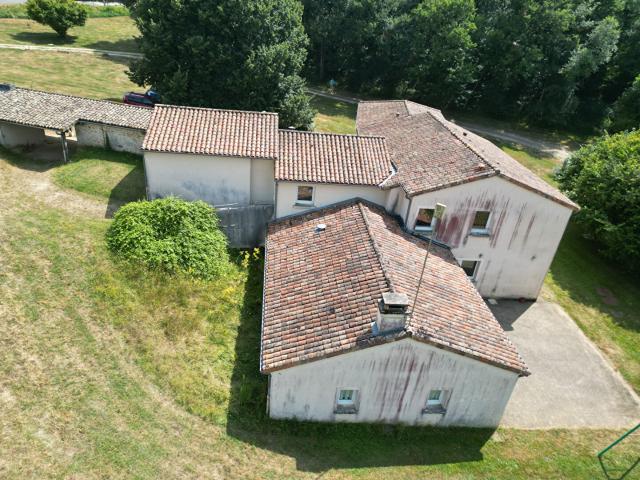 Maison vente à Montmorillon, Couhé