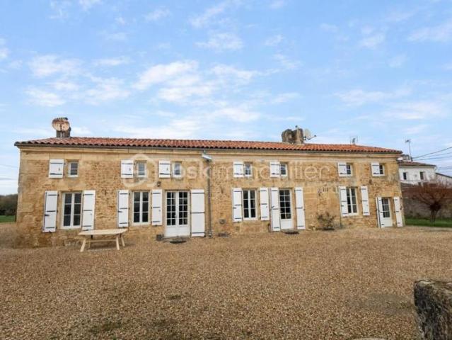 Maison vente à Jonzac, Saint-palais-de-phiolin