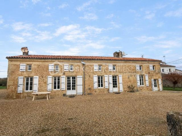 Maison vente à Jonzac, Saint-palais-de-phiolin