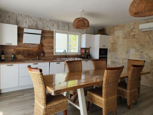Maison vente à Gond-Pontouvre, Charente