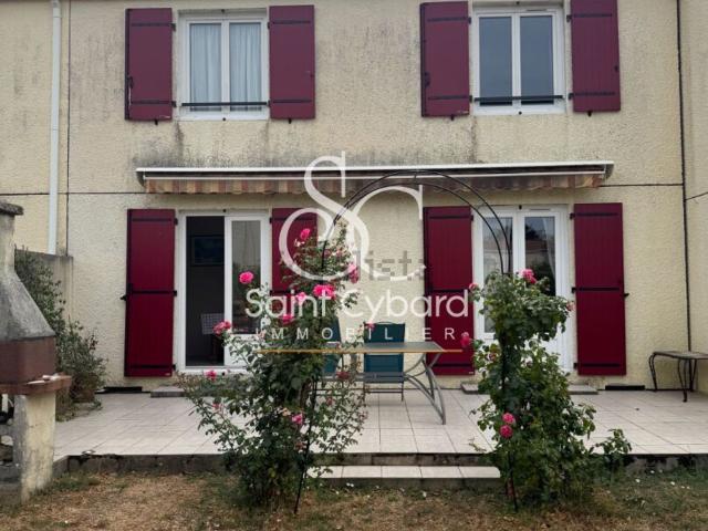 Maison vente à Gond-Pontouvre, Charente