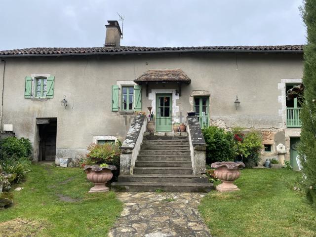 Maison vente à Gorses, Lot