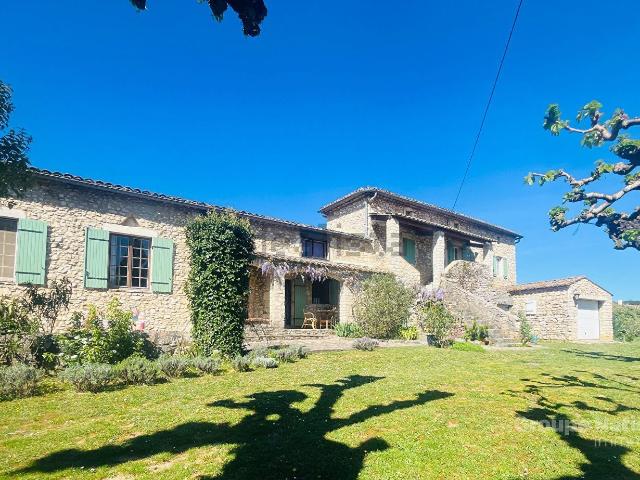 Maison vente à Ussel, Goudargues