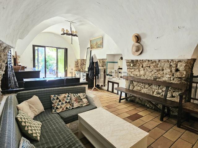 Maison vente à Grasse, Alpes-Maritimes