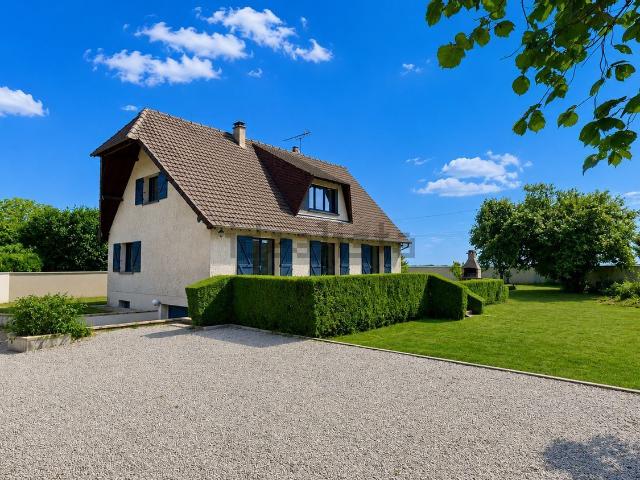 Maison vente à Cissey, Grossœuvre