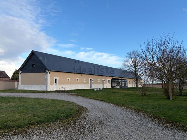 Maison vente à Avrilly, Grossœuvre