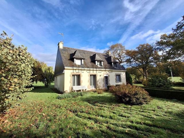 Maison vente à Kerembras, Guéhenno