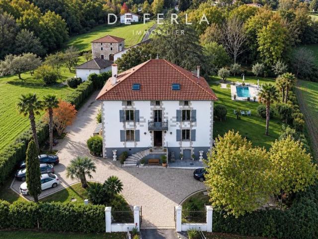 Maison vente à Lapurdi, Guiche