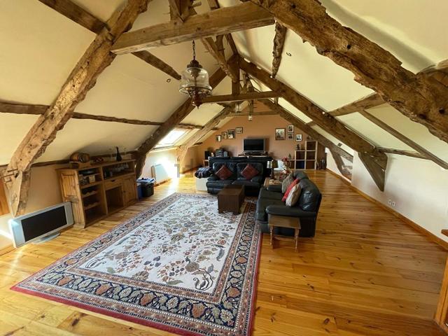 Maison vente à Le Lou, Guitté