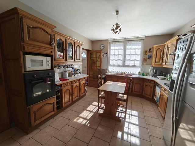 Maison vente à Laon, Coucy-le-château-auffrique