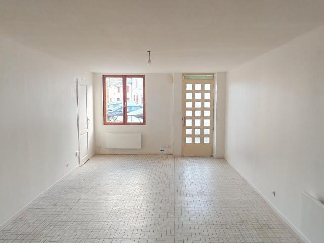 Maison vente à La Flèche, Mézeray