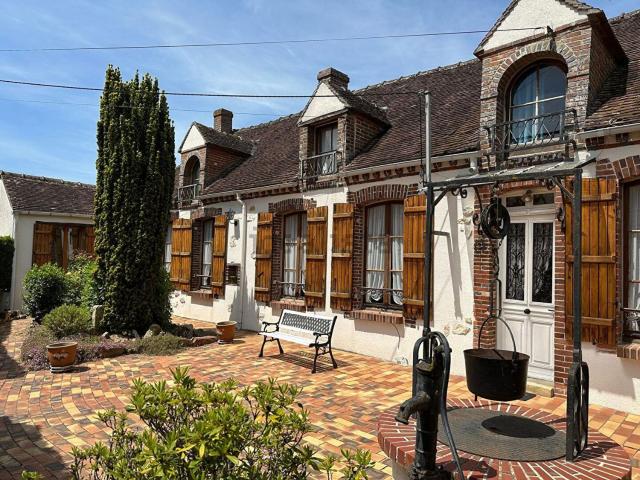 Maison location à Toury, Hermé