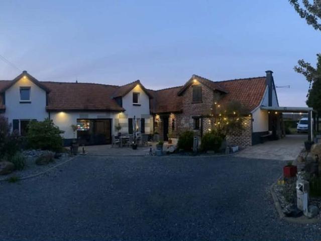 Maison vente à Hestrus, Pas-de-Calais