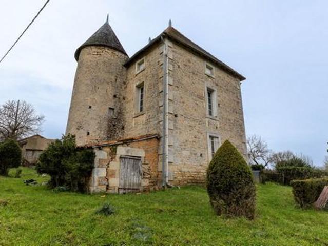 Villa vente à Confolens, Alloue