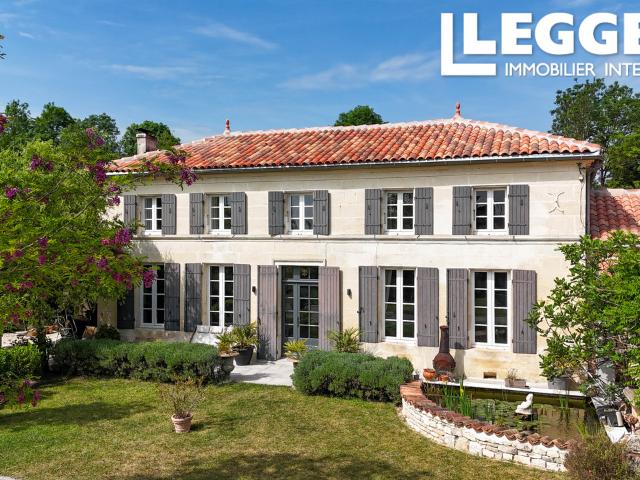 Maison vente à Saint-Jean-d'Angély, Nouvelle-Aquitaine