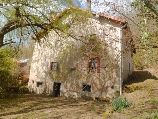 Maison vente à Agen, Cours