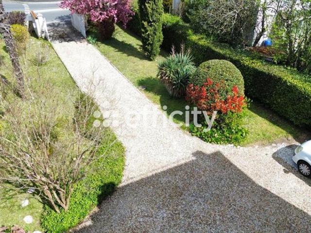 Maison vente à Angoulême, Aignes-et-puypéroux