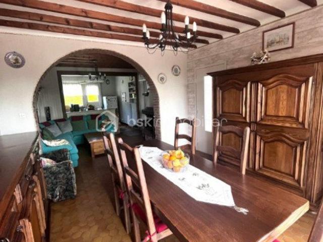 Maison vente à Arras, Pernes