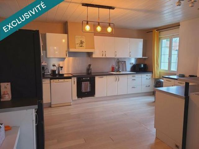 Villa vente à Fontenay-le-Comte, Sainte-gemme-la-plaine