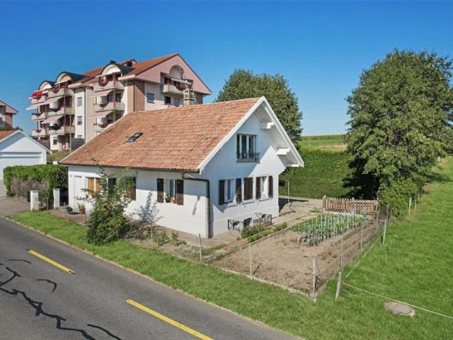 Einfamilienhaus kaufen in Chénens, Freiburg