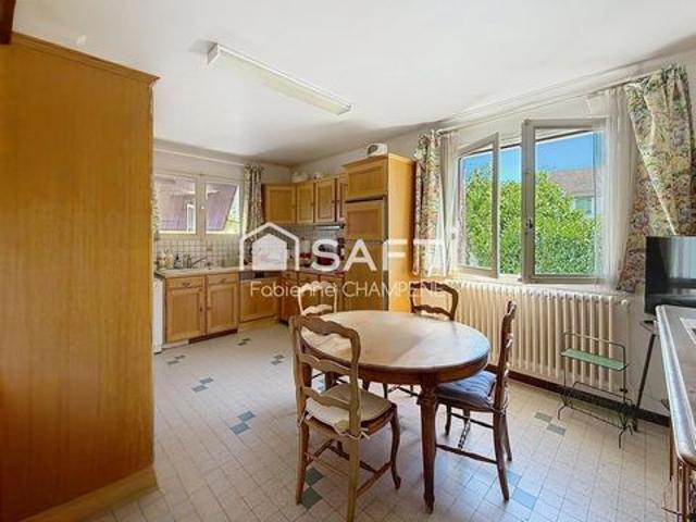 Villa vente à Le Puits Salé, Lons-le-Saunier