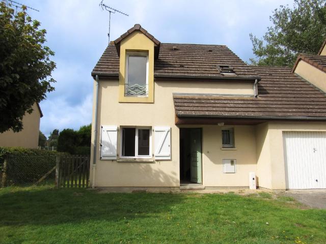 Maison location à Mortagne-au-Perche, Courgeon