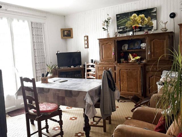 Maison location à Saint-Michel-l'Écluse-et-Léparon, La Roche-Chalais