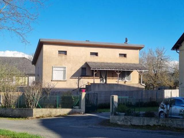 Villa vente à Villefranche-de-Rouergue, La Salvetat-peyralès