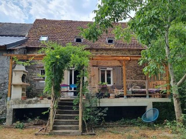 Villa vente à Villefranche-de-Rouergue, La Salvetat-peyralès