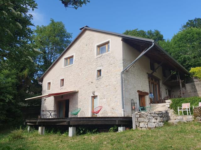 Maison vente à Belley, Hotonnes