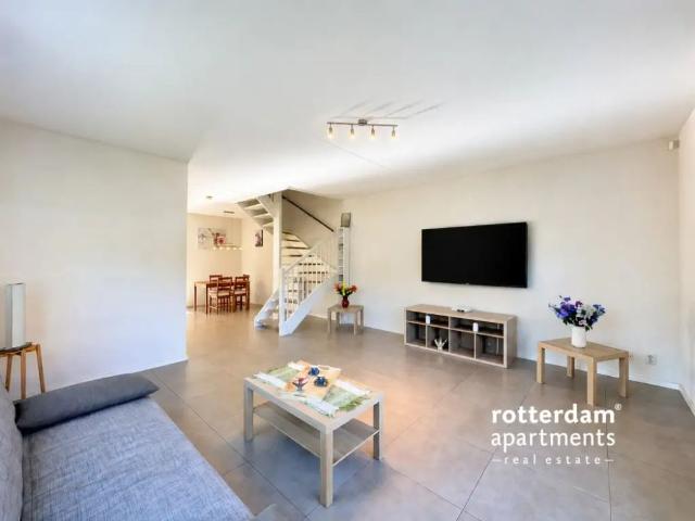 Woning te huur in IJsselmonde, Rotterdam