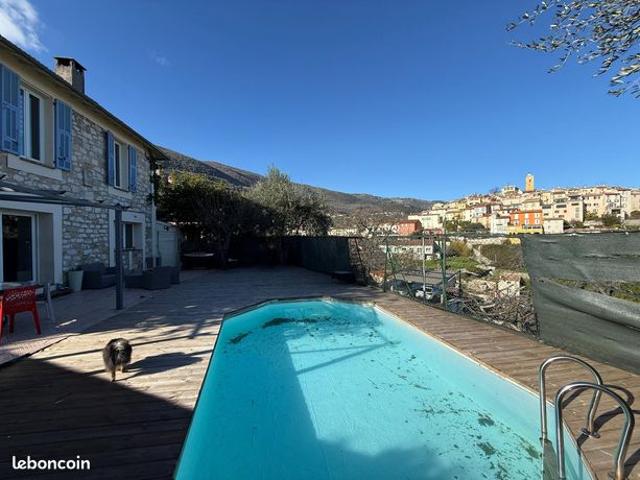 Maison vente à Grasse, Gattières
