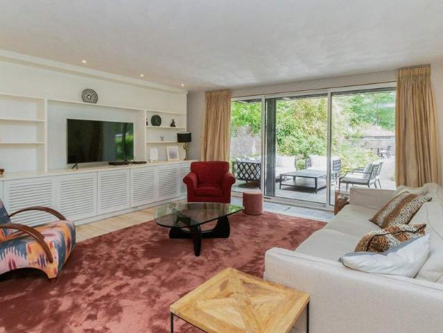 Woning te huur in Nieuw-Loosdrecht, Hilversum