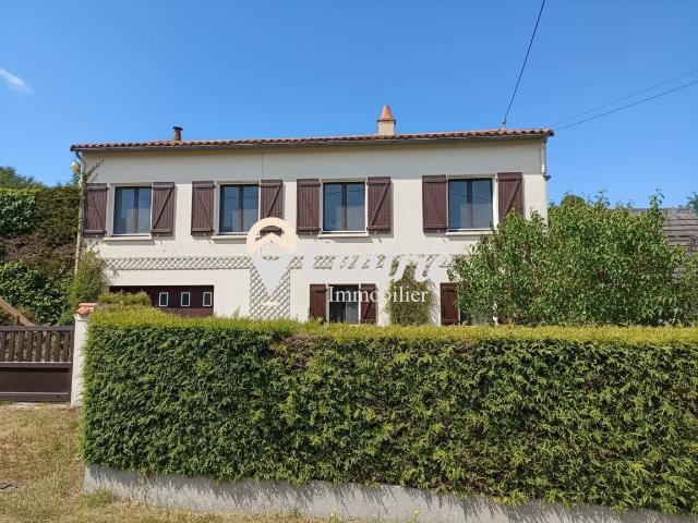 Maison vente à La Chapelle Saint-Martin, Chiché