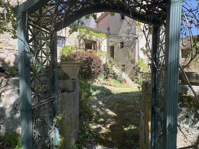 Maison vente à Isserteaux, Puy-de-Dôme