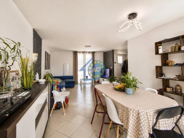 Maison vente à Mantes-la-Jolie, Issou