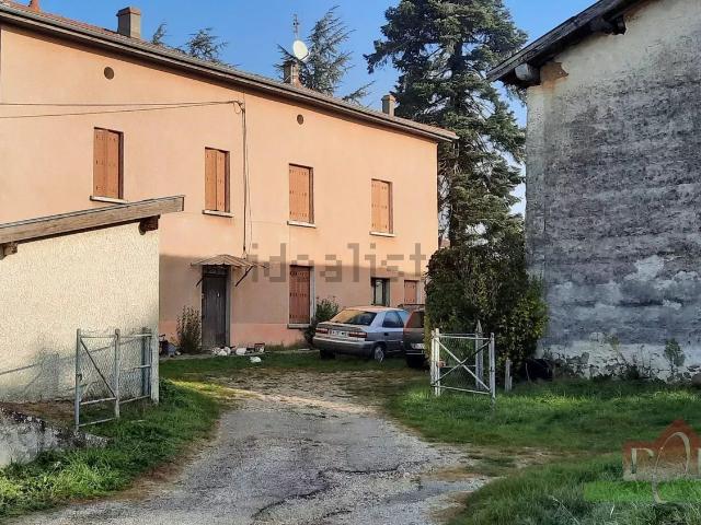 Maison vente à Le Village, Jardin