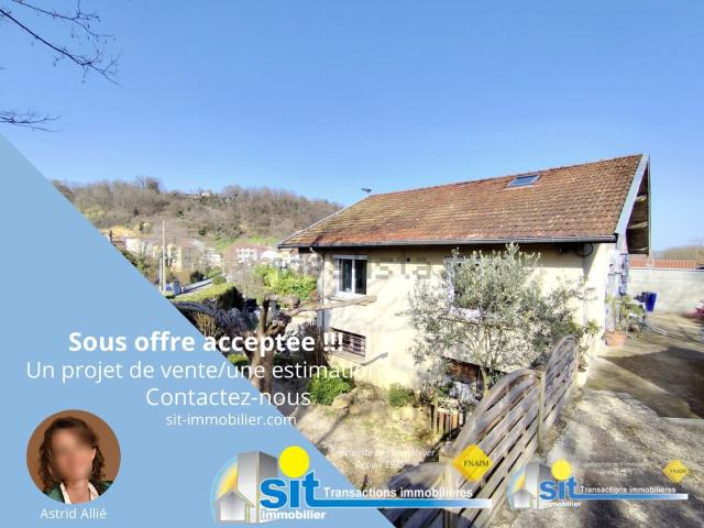Maison vente à Le Village, Jardin