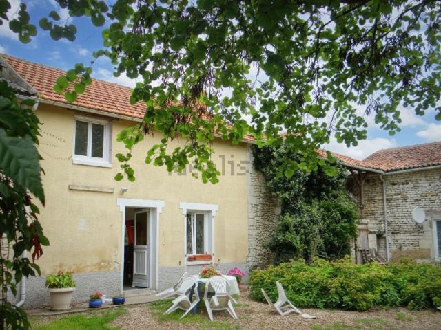 Maison vente à Guenay, Jaulnay