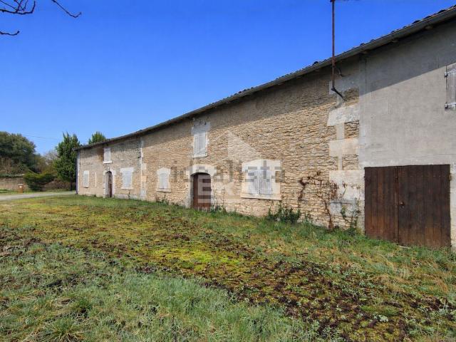 Maison vente à Saint-Laurent-de-Cognac, Charente