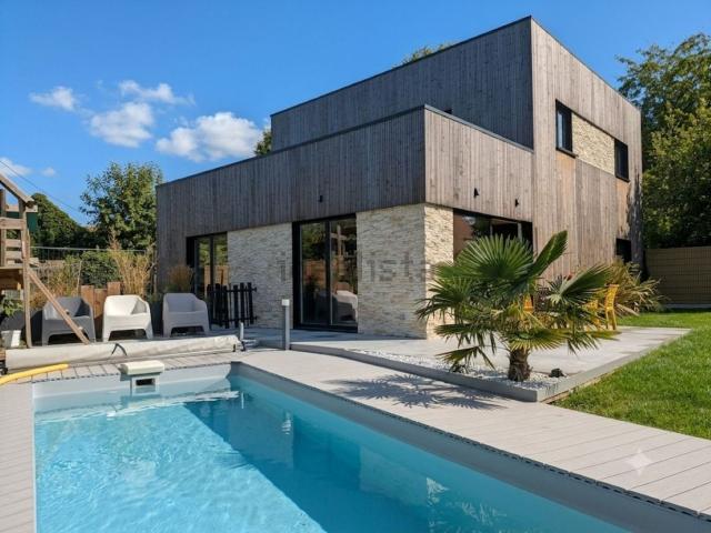 Maison vente à Sebourg, Nord