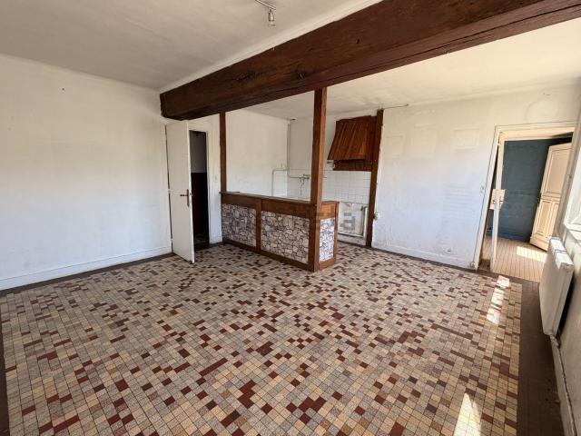 Maison vente à La Guierche, Sarthe
