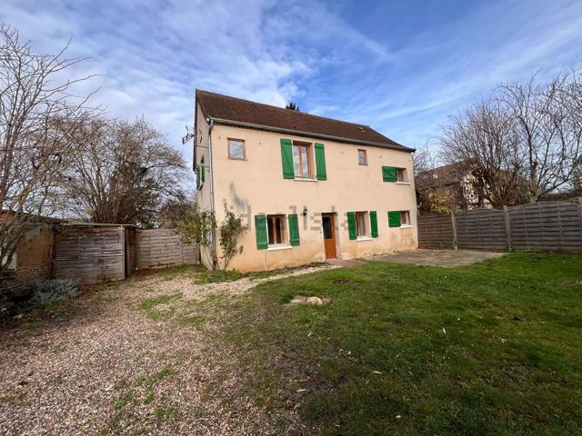 Maison location à Jouy-sur-Eure, Eure