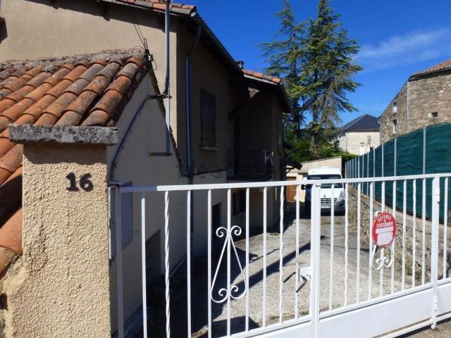 Maison location à Les Condamines, L'Hospitalet-du-Larzac