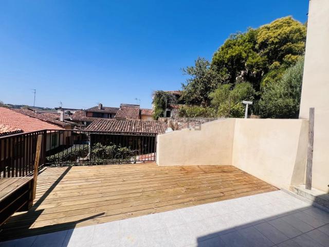 Maison location à Sous Emblade, L'Isle-Jourdain