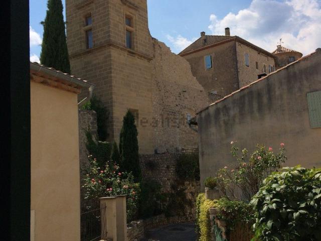 Maison location à La Bastide-des-Jourdans, Vaucluse